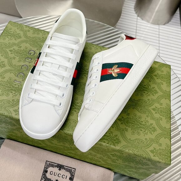 Women Gucci Ace Embroidered Bee Sneakers - Picture 3 of 4